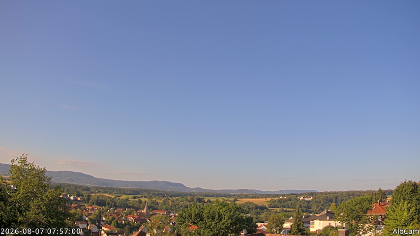 View from Göppingen to SSW में AlbCam - Göppingen, Germany से लाइव कैमरा चैनल