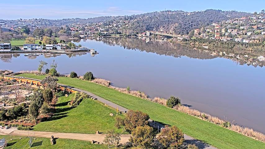 Live camera feed from Tamar Estuary in Launceston, Tasmania